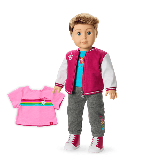 Truly Me™ 18-inch Doll #104 with straight caramel hair G1