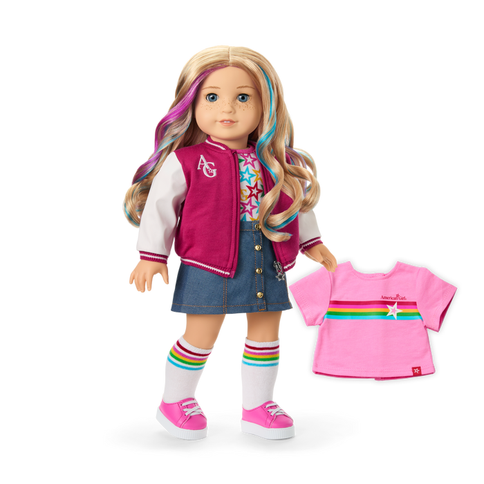 Truly Me™ 18-inch Doll #110 with wavy blonde hair I6
