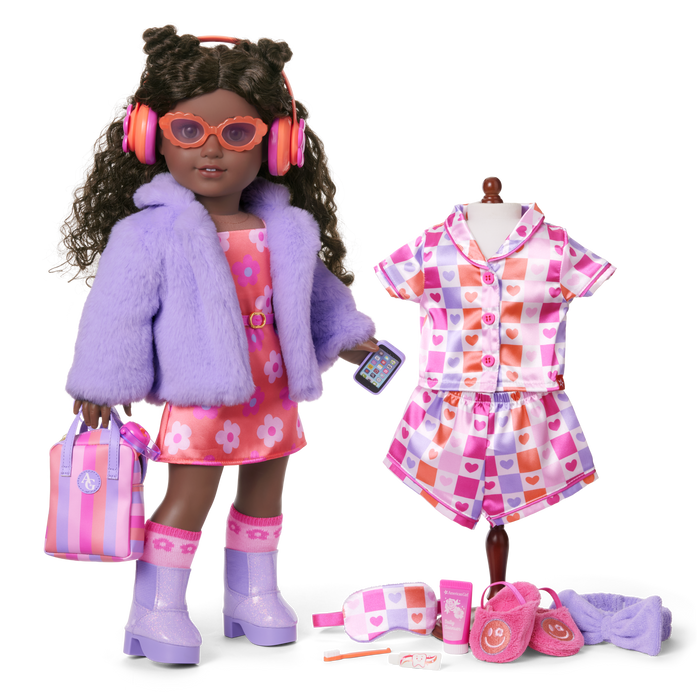Truly Me™ #127 Doll & Day of Fun All-in-One Set H5