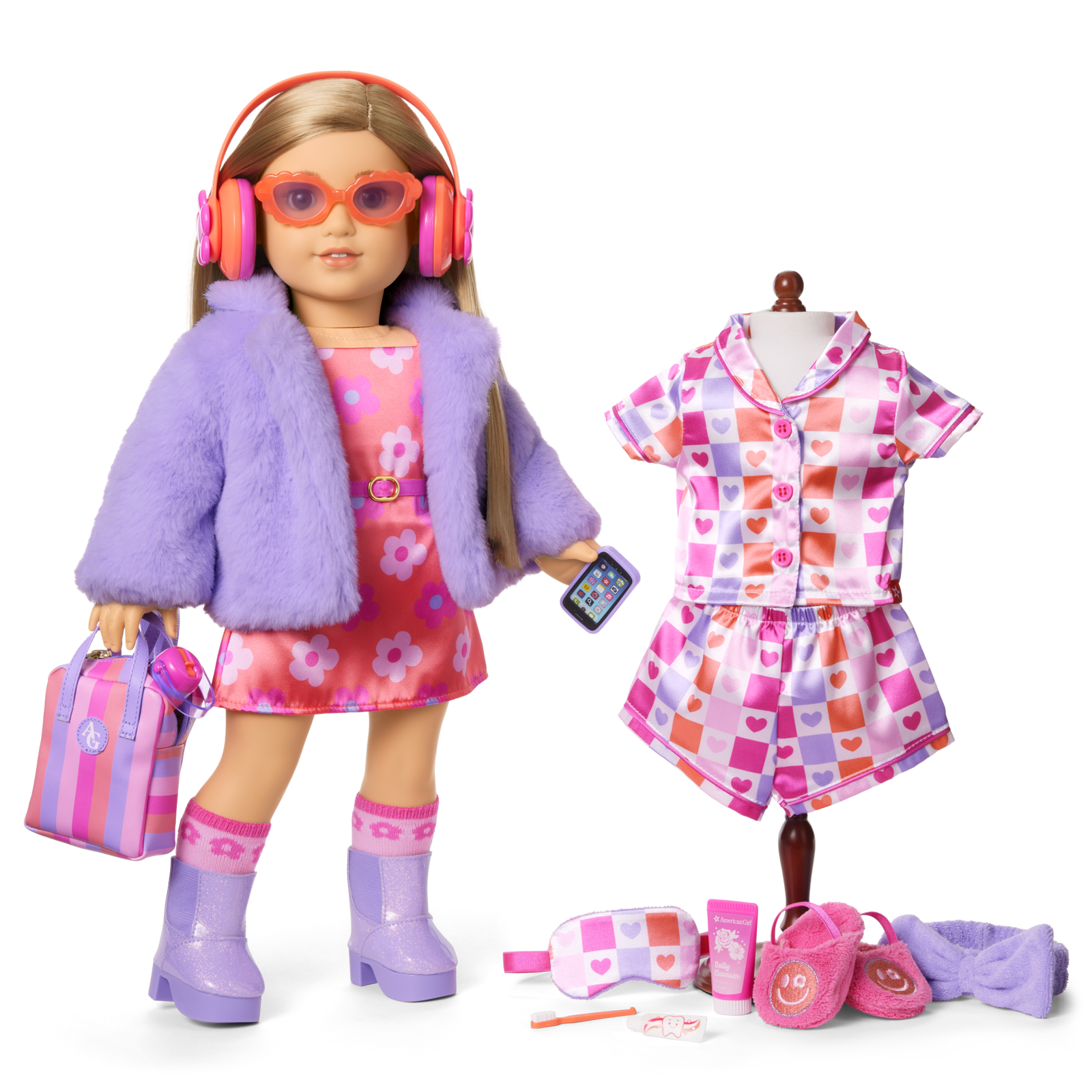 Truly Me™ #131 Doll & Day of Fun All-in-One Set G6