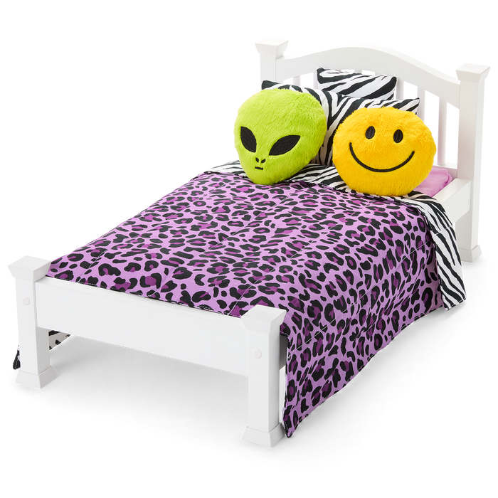 Nicki’s™ Bed & Animal-Print Bedding Set for 18-inch Dolls (Historical Characters) J9